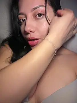 MissCat  online show from 02.13.26