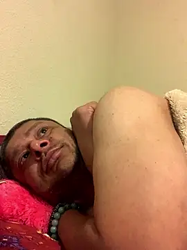 Snapshot of NiftyCaptain3 chatting on 10.07.25 NiftyCaptain3 online show from 10.07.25