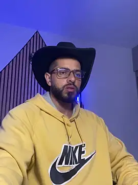 Snapshot of magnumchris chatting on 02.03.26 magnumchris online show from 02.03.26