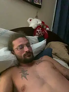 Snapshot of Lilbig_24 chatting on 10.03.25 Lilbig 24 online show from 10.03.25