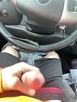 Snapshot of Lilbig_24 chatting on 12.03.25 Lilbig 24 online show from 12.03.25