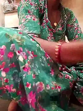 aunty sumy online show from 11.04.25