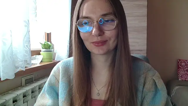 LooveELLYx online show from 04.09.26