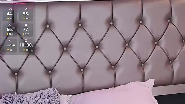 MayaHale online show from 11.12.25