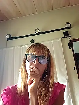 LunaNatural online show from 09.22.25