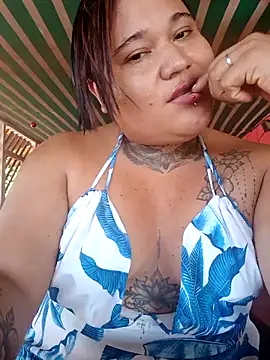 Snapshot of Kat_Valen chatting on 06.19.26 Kat Valen online show from 06.19.26