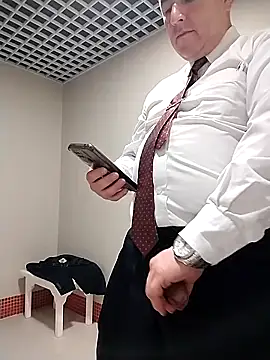 BigCristh79 online show from 02.17.26