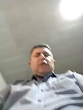 BigCristh79 online show from 04.20.26