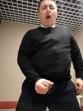 BigCristh79 online show from 04.28.26