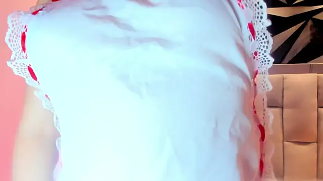 megan whitee   online show from 10.17.25