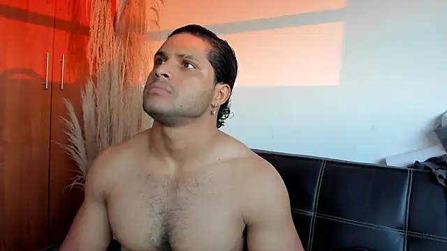 Evansdark1 online show from 11.25.25