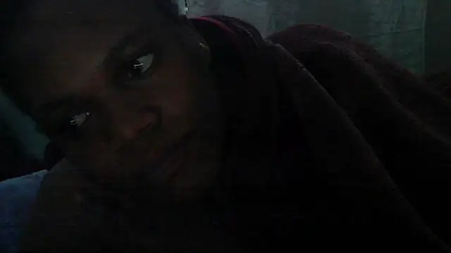 Snapshot of sexythae32 chatting on 09.21.25 sexythae32 online show from 09.21.25