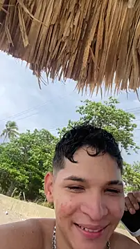 RobinLenoxx online show from 04.08.26