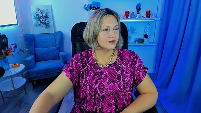 NinaStarle online show from 10.24.25