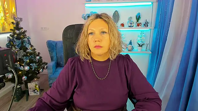 NinaStarle online show from 12.16.25