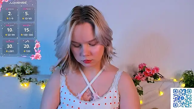 girlllsooft online show from 11.11.25