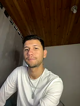 Michaell Spinelly online show from 10.21.25