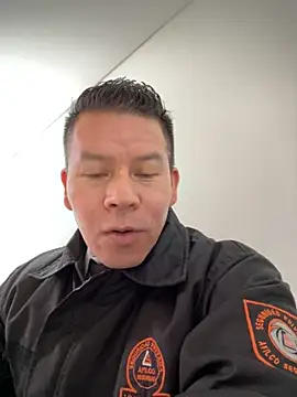 Manu0586 online show from 10.19.25