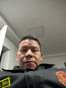 Snapshot of Manu0586 chatting on 04.20.26 Manu0586 online show from 04.20.26