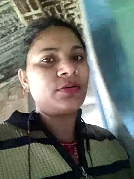 Snapshot of couple_71 chatting on 12.22.25 couple 71 online show from 12.22.25