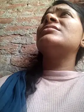 couple 71 online show from 04.23.26