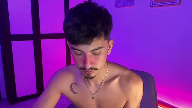 sweettaaron01 online show from 01.10.26