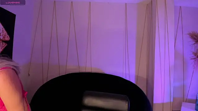 IsabellaMoreau online show from 01.13.26