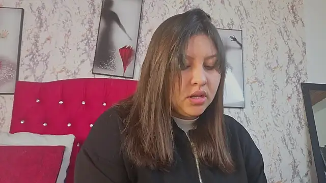 Snapshot of Larissa_Antonella chatting on 05.20.26 Larissa Antonella online show from 05.20.26