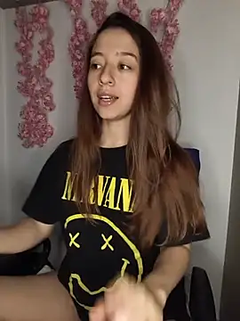 Snapshot of -rosi chatting on 06.19.26 -rosi online show from 06.19.26