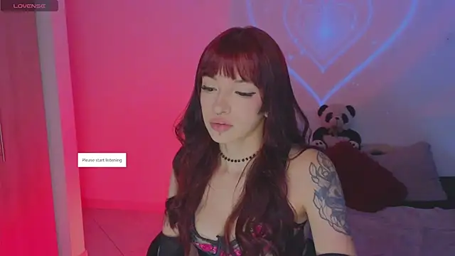 Snapshot of Moonlightt_21 chatting on 09.28.25 Moonlightt 21 online show from 09.28.25