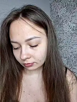 Olivia OliV online show from 05.05.26