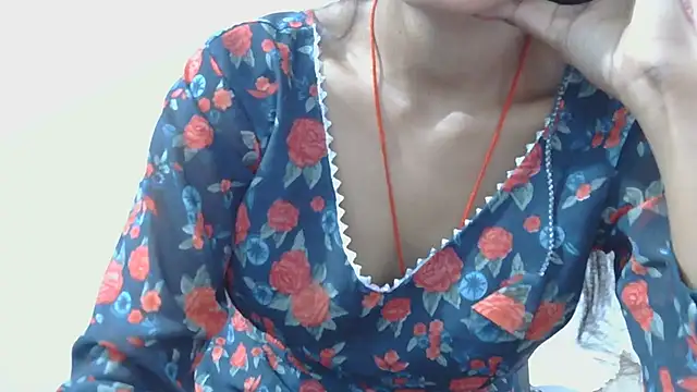 Snapshot of Aarti_misty71 chatting on 09.30.25 Aarti misty71 online show from 09.30.25