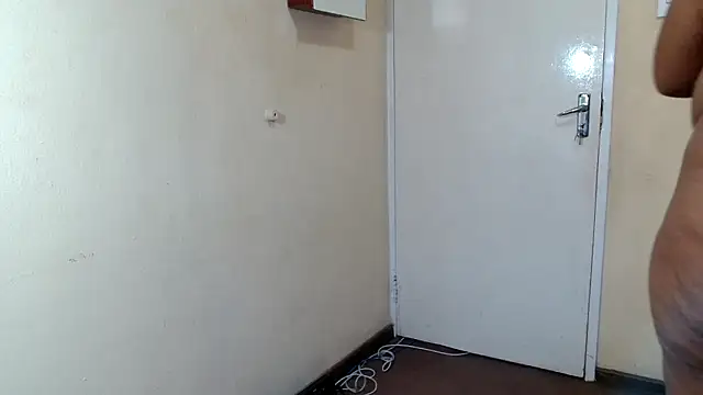 HugeTitisxx online show from 04.04.26