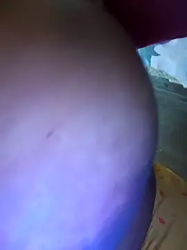 Dassing strip couple online show from 02.23.26