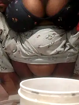 Dassing strip couple online show from 06.09.26