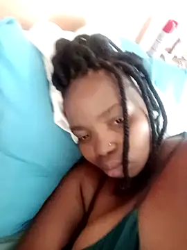 ShySexyBaddiexx online show from 01.08.26