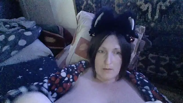 Snapshot of AllaSowinskaya chatting on 03.15.26 AllaSowinskaya online show from 03.15.26