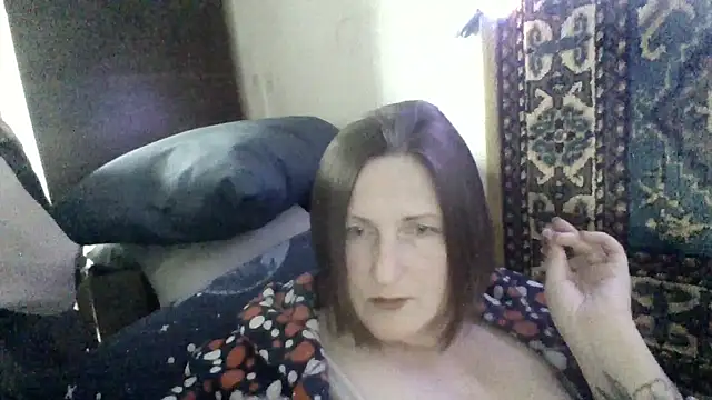 Snapshot of AllaSowinskaya chatting on 04.29.26 AllaSowinskaya online show from 04.29.26