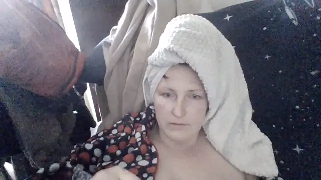 Snapshot of AllaSowinskaya chatting on 05.01.26 AllaSowinskaya online show from 05.01.26