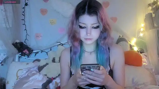 Snapshot of bunnyislewd chatting on 01.11.26 bunnyislewd online show from 01.11.26