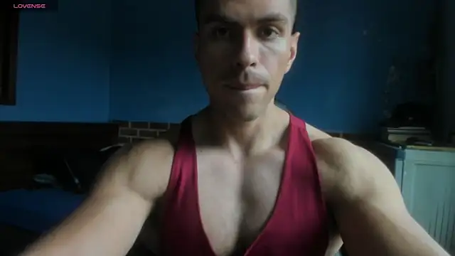 Snapshot of justinkarter chatting on 05.11.26 justinkarter online show from 05.11.26