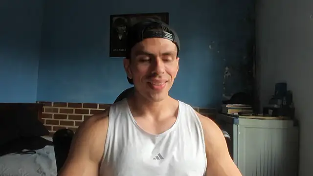 Snapshot of justinkarter chatting on 05.27.26 justinkarter online show from 05.27.26