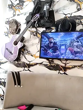 Snapshot of Hiroshi_Shen chatting on 04.12.26 Hiroshi Shen online show from 04.12.26