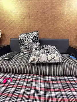 Iampriyaaa15 online show from 04.17.26