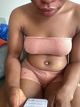 PrettyNina77 online show from 01.11.26