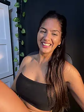 chicachocolate01 online show from 02.05.26