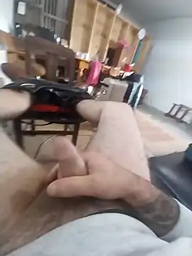 Snapshot of casal_louco_69-_- chatting on 12.18.25 casal louco 69- - online show from 12.18.25