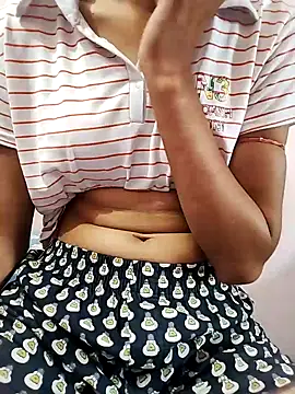 Snapshot of Sx-Maniya chatting on 10.15.25 Sx-Maniya online show from 10.15.25