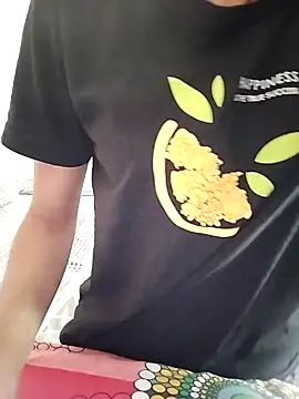 Snapshot of Sx-Maniya chatting on 10.25.25 Sx-Maniya online show from 10.25.25