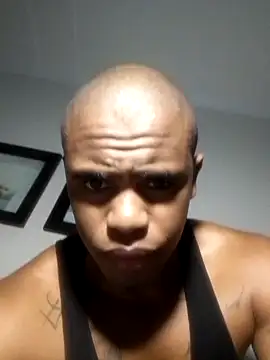 Snapshot of Bedroom_Gangster007 chatting on 09.18.25 Bedroom Gangster007 online show from 09.18.25